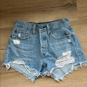 Levi’s 501 High Waisted Short